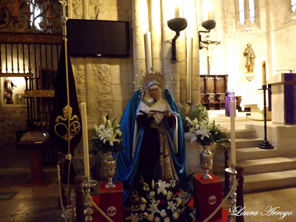 Triduo a la Santísima Virgen de la Misericordia y a Nuestro Padre Jesús Caído